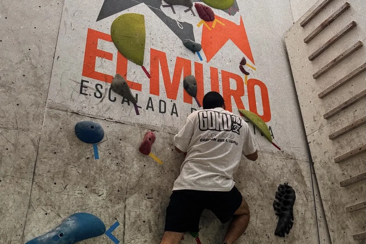 El Muro Climbing